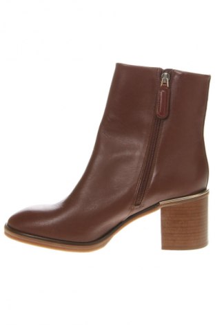 Botine de damă Tommy Hilfiger, Mărime 40, Culoare Maro, Preț 983,99 Lei