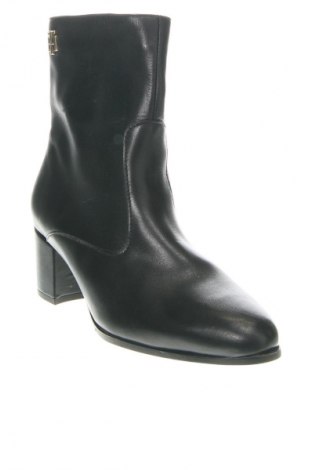 Botine de damă Tommy Hilfiger, Mărime 39, Culoare Negru, Preț 541,99 Lei