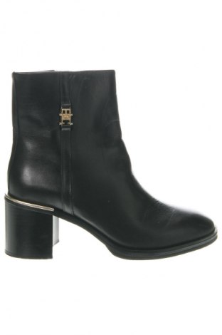 Botine de damă Tommy Hilfiger, Mărime 41, Culoare Negru, Preț 485,99 Lei