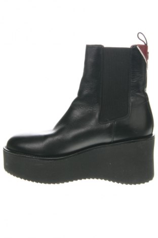 Botine de damă Tommy Hilfiger, Mărime 40, Culoare Negru, Preț 485,99 Lei