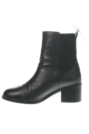 Botine de damă Tommy Hilfiger, Mărime 39, Culoare Negru, Preț 445,99 Lei