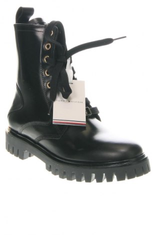 Botine de damă Tommy Hilfiger, Mărime 38, Culoare Negru, Preț 511,99 Lei