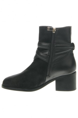 Damen Stiefeletten Tommy Hilfiger, Größe 37, Farbe Schwarz, Preis 135,99 €