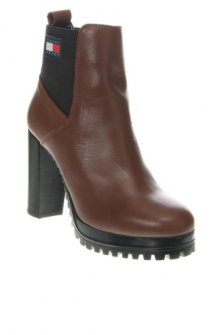 Botine de damă Tommy Jeans, Mărime 40, Culoare Maro, Preț 556,99 Lei