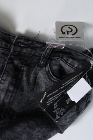 Damen Jeans, Größe S, Farbe Grau, Preis € 7,99