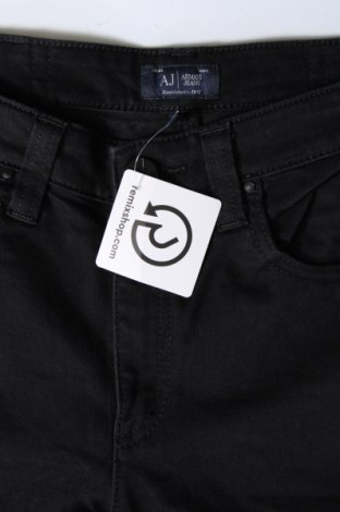 Γυναικείο Τζίν Armani Jeans, Μέγεθος M, Χρώμα Μαύρο, Τιμή 84,74 €