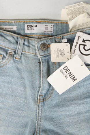 Dámské džíny  Bershka, Velikost XXS, Barva Modrá, Cena  253,00 Kč