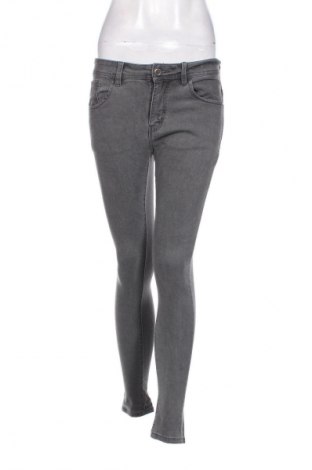 Damen Jeans Bershka, Größe S, Farbe Grau, Preis 6,99 €