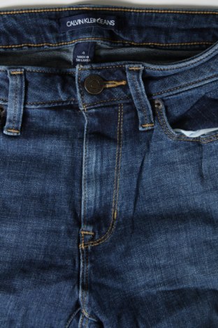 Γυναικείο Τζίν Calvin Klein Jeans, Μέγεθος S, Χρώμα Μπλέ, Τιμή 42,06 €