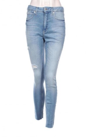 Damskie jeansy Calvin Klein Jeans, Rozmiar M, Kolor Niebieski, Cena 239,99 zł