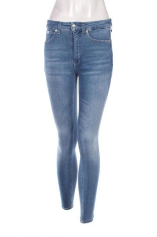 Damskie jeansy Calvin Klein Jeans, Rozmiar S, Kolor Niebieski, Cena 435,99 zł