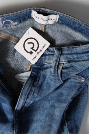 Dámske džínsy  Calvin Klein Jeans, Veľkosť S, Farba Modrá, Cena  46,95 €