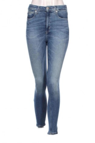 Damskie jeansy Calvin Klein Jeans, Rozmiar S, Kolor Niebieski, Cena 174,99 zł