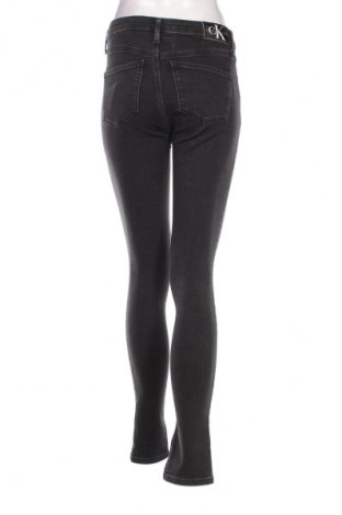 Damskie jeansy Calvin Klein Jeans, Rozmiar S, Kolor Czarny, Cena 174,99 zł