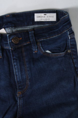 Γυναικείο Τζίν Cross Jeans, Μέγεθος S, Χρώμα Μπλέ, Τιμή 3,99 €