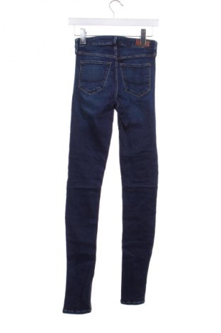 Γυναικείο Τζίν Cross Jeans, Μέγεθος S, Χρώμα Μπλέ, Τιμή 3,99 €