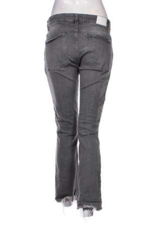 Damen Jeans District, Größe S, Farbe Grau, Preis € 5,99