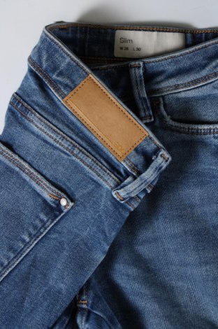 Damskie jeansy Edc By Esprit, Rozmiar S, Kolor Niebieski, Cena 63,99 zł