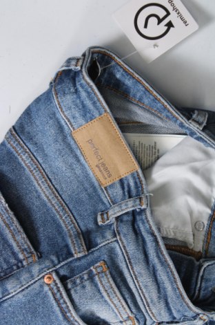 Damen Jeans Gina Tricot, Größe S, Farbe Blau, Preis € 6,39
