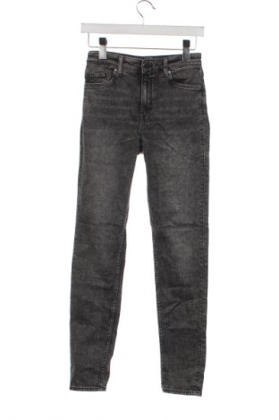 Dámske džínsy  H&M, Veľkosť S, Farba Sivá, Cena  8,22 €