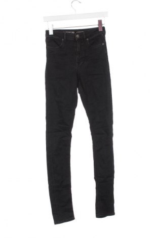 Damskie jeansy H&M Divided, Rozmiar XS, Kolor Czarny, Cena 18,99 zł