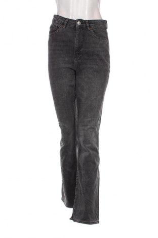 Damen Jeans H&M Divided, Größe M, Farbe Grau, Preis 9,08 €