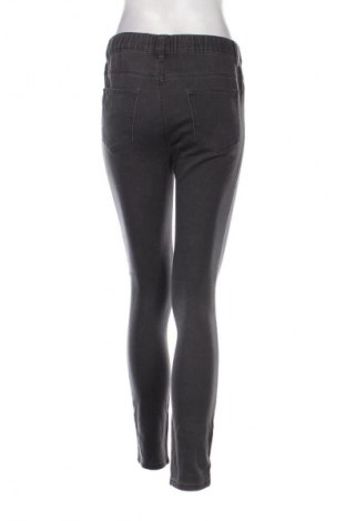 Damen Jeans Janina, Größe M, Farbe Grau, Preis 5,99 €