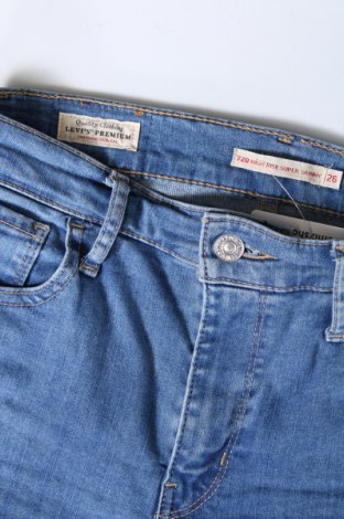 Γυναικείο Τζίν Levi's, Μέγεθος S, Χρώμα Μπλέ, Τιμή 21,49 €