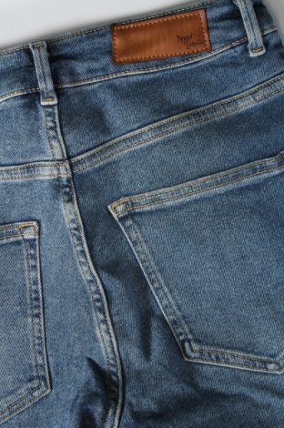 Γυναικείο Τζίν Never Denim, Μέγεθος M, Χρώμα Μπλέ, Τιμή 5,99 €