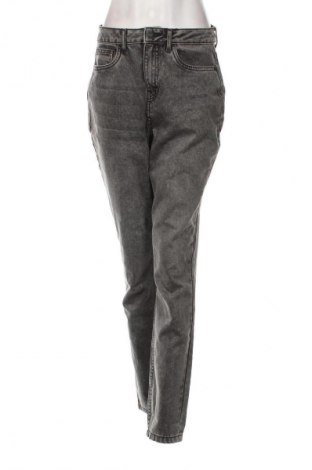 Damen Jeans Noisy May, Größe M, Farbe Grau, Preis 6,99 €