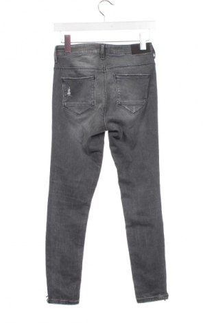 Damskie jeansy ONLY, Rozmiar XS, Kolor Czarny, Cena 42,71 zł