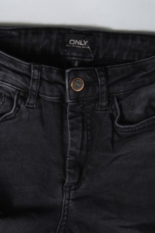 Damskie jeansy ONLY, Rozmiar XS, Kolor Szary, Cena 28,99 zł