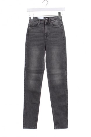 Damen Jeans Pieces, Größe XS, Farbe Grau, Preis € 13,99