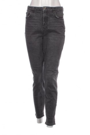 Damen Jeans Pieces, Größe M, Farbe Grau, Preis € 10,65