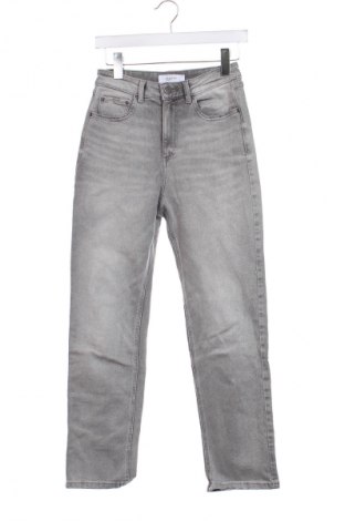 Dámske džínsy  Reserved, Veľkosť XS, Farba Sivá, Cena  12,69 €