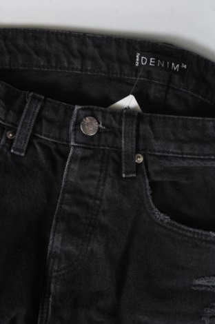 Damskie jeansy Sinsay, Rozmiar S, Kolor Czarny, Cena 24,99 zł