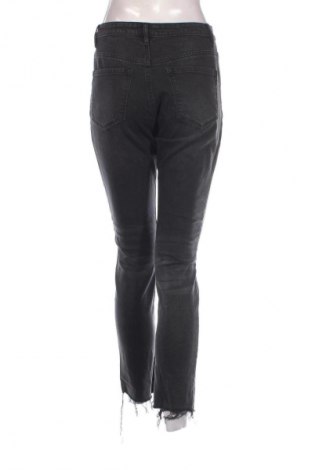 Damen Jeans Stradivarius, Größe M, Farbe Schwarz, Preis 20,18 €