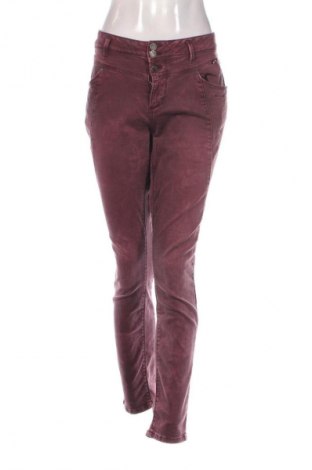 Damen Jeans Street One, Größe XL, Farbe Rot, Preis 10,99 €