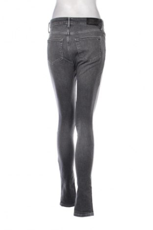 Damen Jeans Tommy Hilfiger, Größe S, Farbe Grau, Preis 83,99 €