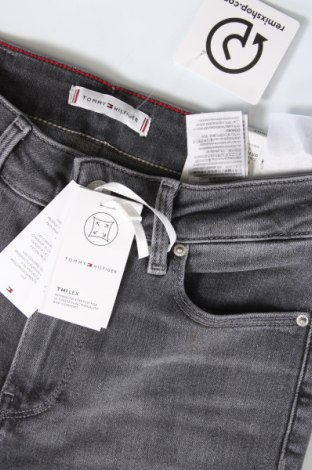 Damskie jeansy Tommy Hilfiger, Rozmiar XXS, Kolor Szary, Cena 636,99 zł