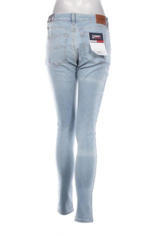 Damskie jeansy Tommy Jeans, Rozmiar M, Kolor Niebieski, Cena 360,99 zł