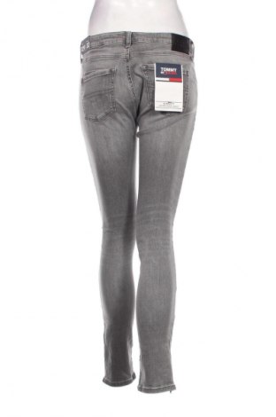 Dámske džínsy  Tommy Jeans, Veľkosť M, Farba Sivá, Cena  36,45 €