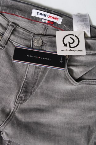 Dámské džíny  Tommy Jeans, Velikost S, Barva Šedá, Cena  1 509,00 Kč