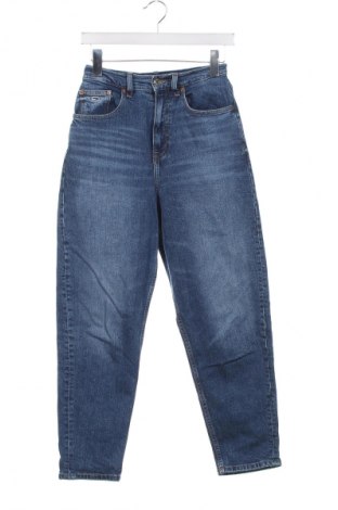 Damskie jeansy Tommy Jeans, Rozmiar S, Kolor Niebieski, Cena 378,99 zł