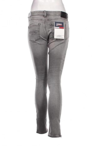 Dámske džínsy  Tommy Jeans, Veľkosť S, Farba Sivá, Cena  36,45 €