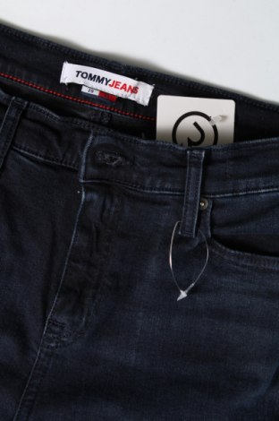 Dámske džínsy  Tommy Jeans, Veľkosť M, Farba Modrá, Cena  34,45 €