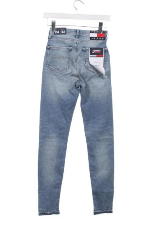 Damskie jeansy Tommy Jeans, Rozmiar XS, Kolor Niebieski, Cena 349,99 zł