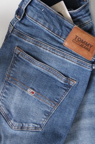 Dámské džíny  Tommy Jeans, Velikost M, Barva Modrá, Cena  1 439,00 Kč