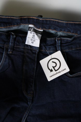 Damskie jeansy Up 2 Fashion, Rozmiar M, Kolor Niebieski, Cena 22,99 zł