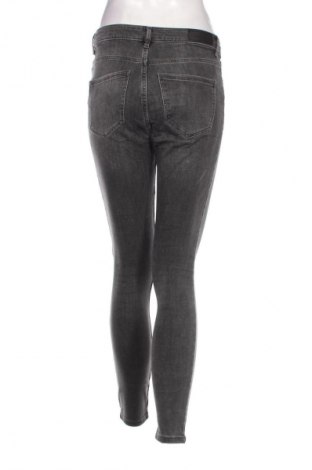 Damen Jeans Vero Moda, Größe M, Farbe Grau, Preis € 6,99